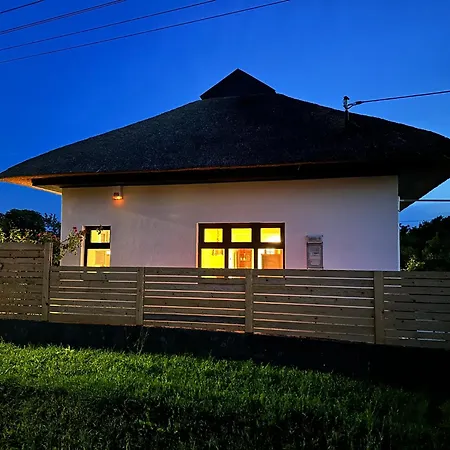 Vizslavilla Holiday home